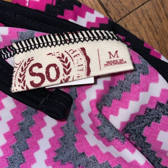 •SO•NWT BLACK/PINK/WHITE BOHO CHEVRON PUSH-UP TANKINI BIKINI TOP SIZE MEDIUM - Picture 11 of 12